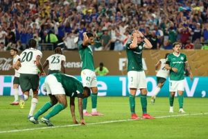 Palmeiras perde, e Chelsea enfrentará Fluminense na semifinal da Copa
