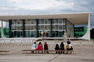 Pesquisa Datafolha mostra que 83% da população quer o fim