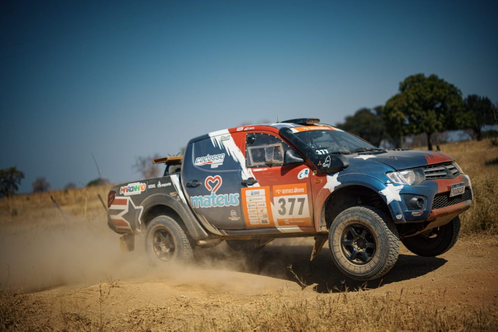 Piloto Fábio Cadasso participa do Rally do Sertões, o maior