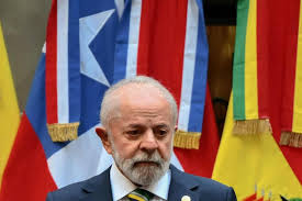 Plano para novo ciclo de governo Lula prevê corte de