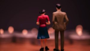Por que homens são mais altos que mulheres?