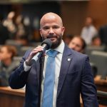 Profissionais de saúde podem ser obrigados a apresentar certidão negativa