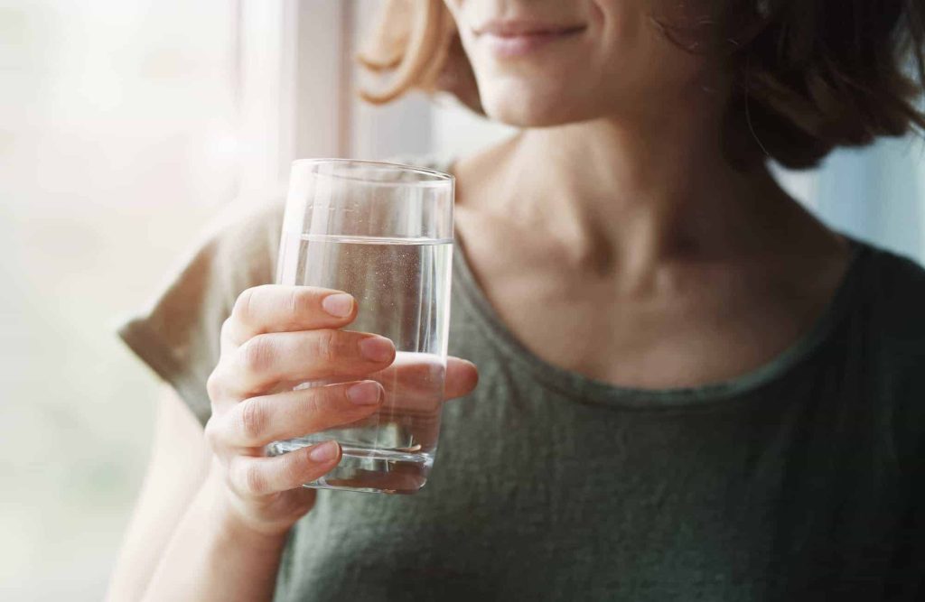 Qual bebida hidrata mais? E não, não é a água