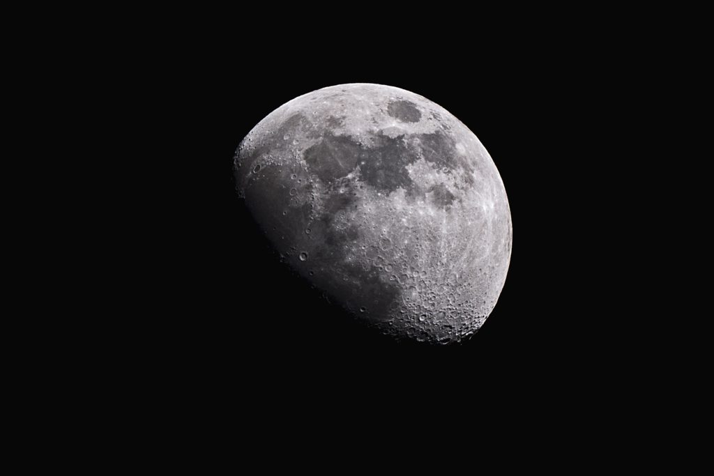 Radiotelescópio captará sons do Universo no lado oculto da Lua