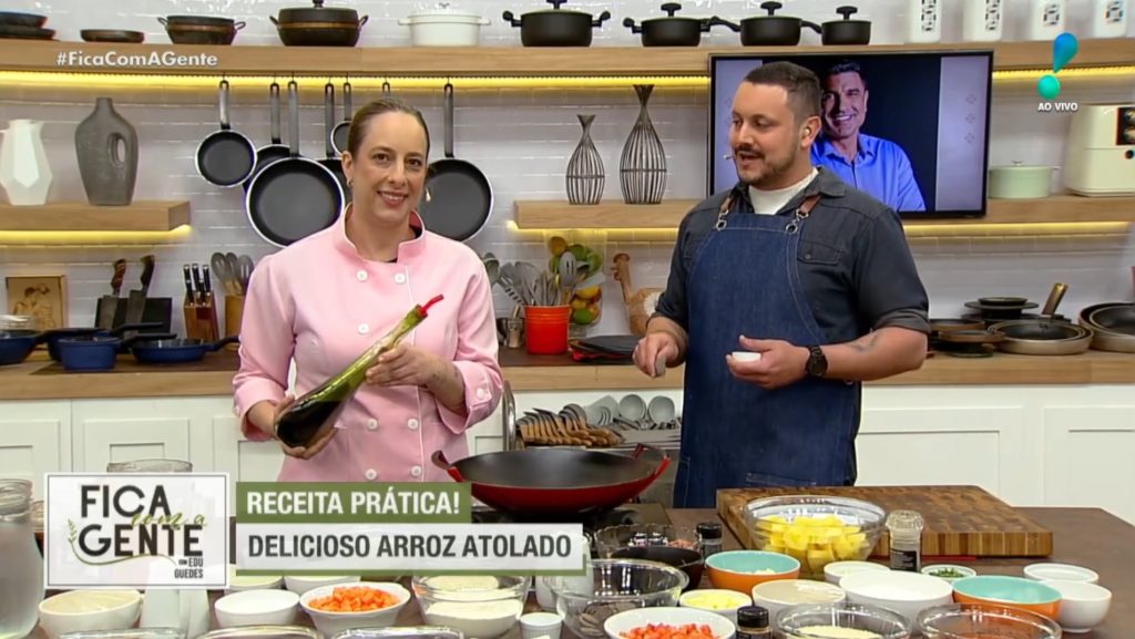 RedeTV! toma atitude mórbida com Edu Guedes durante programa ao