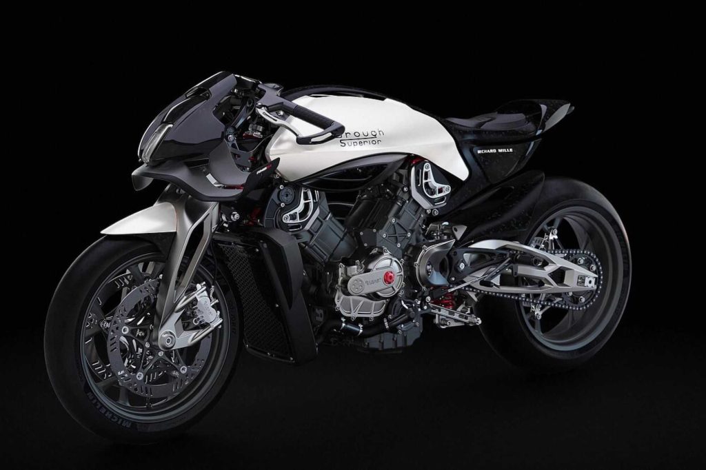 Relojoaria se une com fabricante de motos para criar modelo
