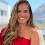 SBT anuncia a renovação de contrato de Isabele Benito e