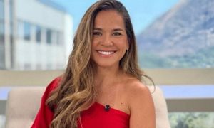 SBT anuncia a renovação de contrato de Isabele Benito e