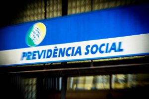 STF aprova plano do INSS para devolução de descontos irregulares
