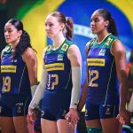 Seleção Brasileira de vôlei vence Bulgária e avança à fase