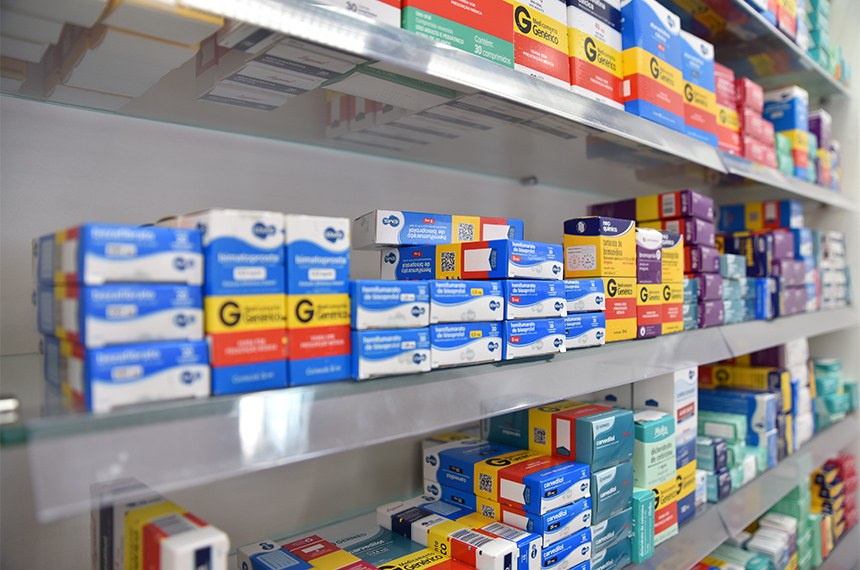 Senado se aproxima de consenso sobre venda de remédios em