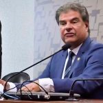 Senadores brasileiros viajam aos EUA para tentar barrar tarifaço de