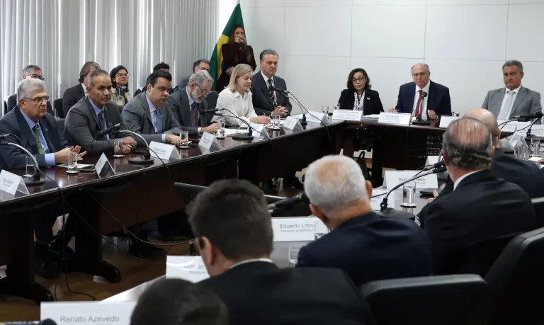 Setor agropecuário alerta para colapso com tarifa de 50% imposta