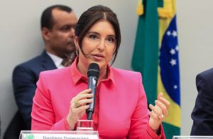 Simone Tebet propõe revisão de isenções fiscais e defende justiça