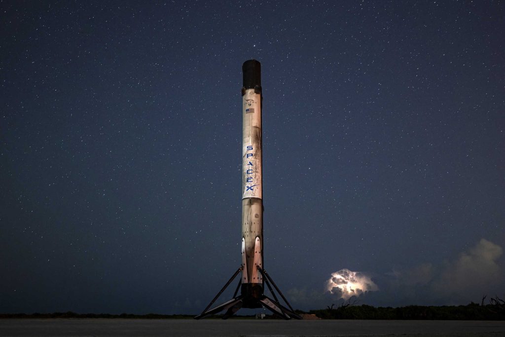 SpaceX lança satélite misterioso ao Espaço