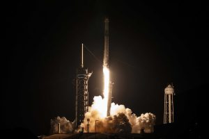 SpaceX lança satélites da Amazon que são rivais da Starlink