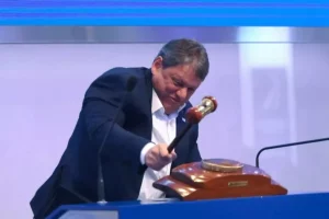 Tarcísio lidera disputa pelo governo de SP com mais que