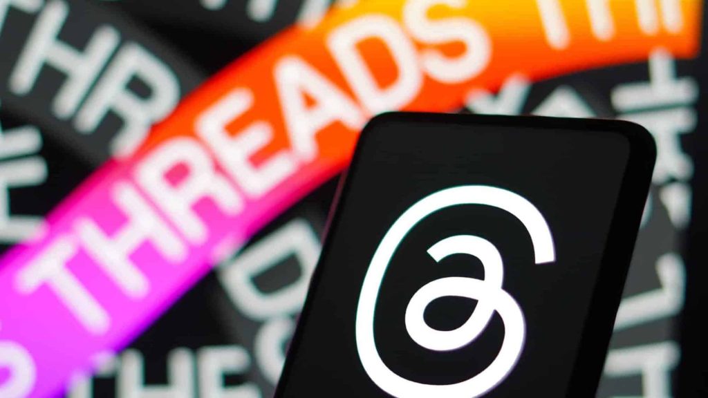 Threads lança DMs e começa a se afastar do Instagram