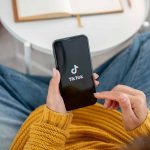 TikTok será julgado por prática “viciante” voltada a crianças e