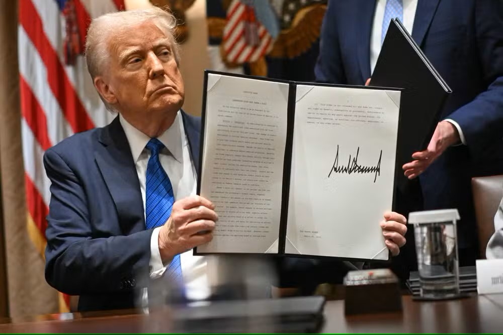 Trump ordena investigação comercial contra o Brasil por práticas desleais