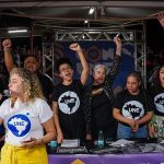 UNE abre Congresso com homenagem a vítimas de acidente e