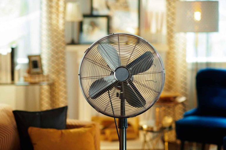 Ventilador alivia ou agrava o calor? Depende do clima, diz