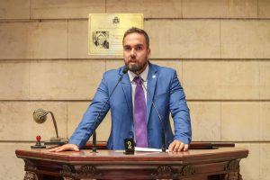 Vereador propõe novas regras para pátios que guardam veículos apreendidos