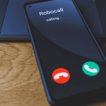 Você atende o celular e a chamada cai? Aprenda a