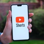 YouTube não quer que você assista Shorts de política, diz