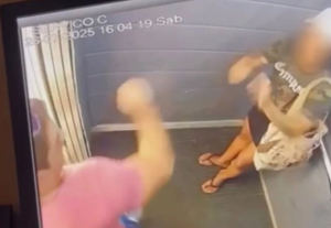 mulher é espancada com 60 socos em elevador de condomínio
