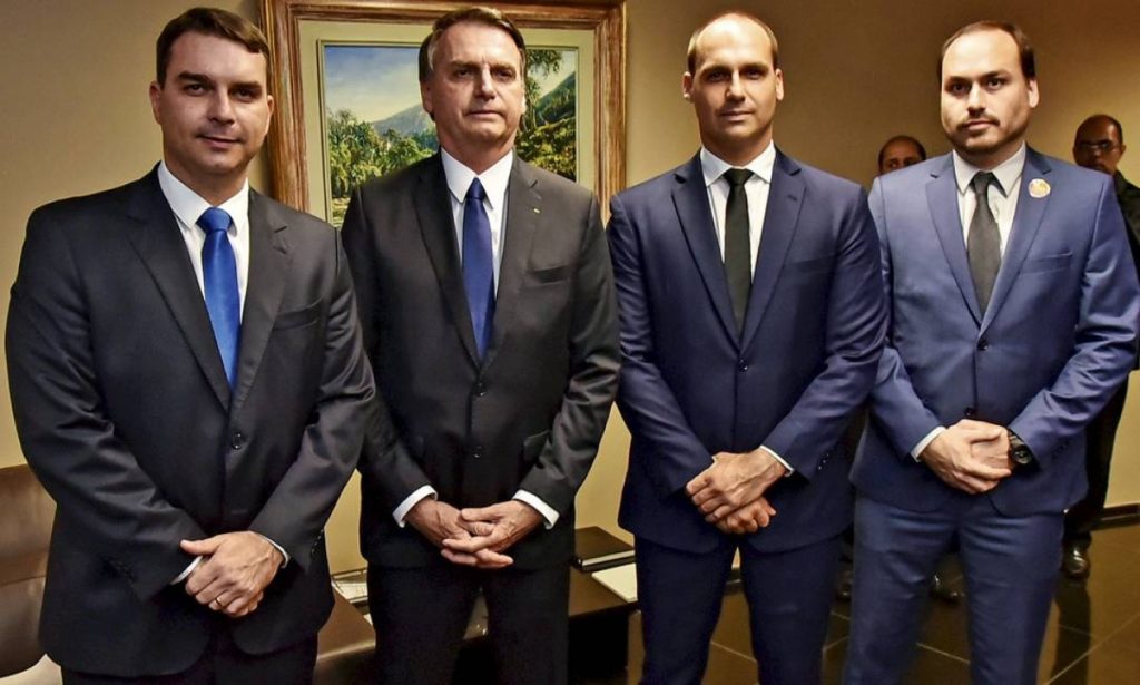 veja o que disseram os filhos de Jair Bolsonaro sobre
