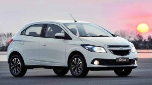 5 carros usados com manutenção barata para investir em 2025