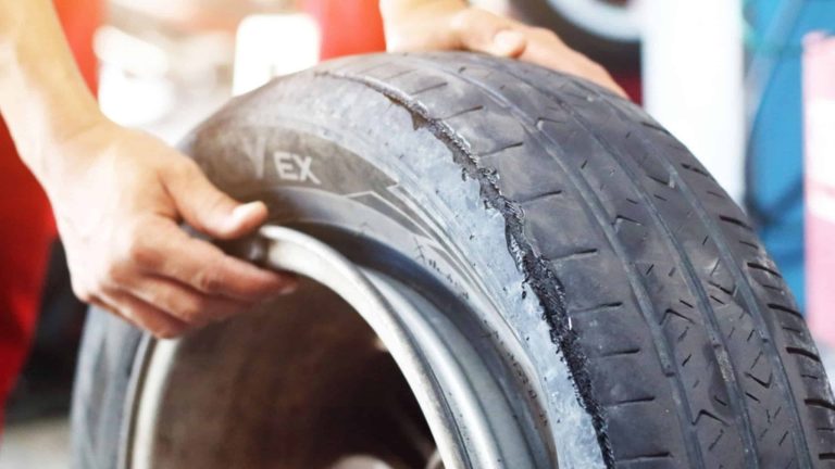 6 descuidos que rasgam os pneus de carro e moto