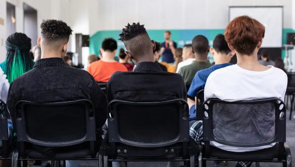 6ª parcela do Pé-de-Meia é paga para nascidos em julho