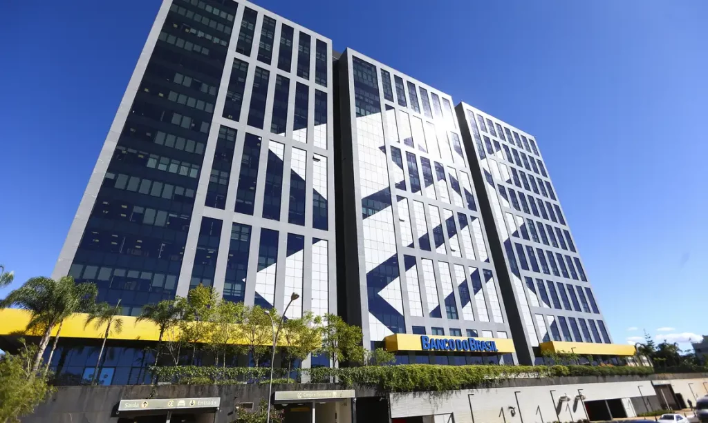 AGU pede à PF investigação sobre fake news contra Banco