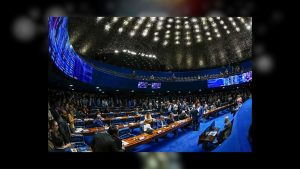 “Adultização”: Senado aprova projeto que protege crianças e adolescentes na