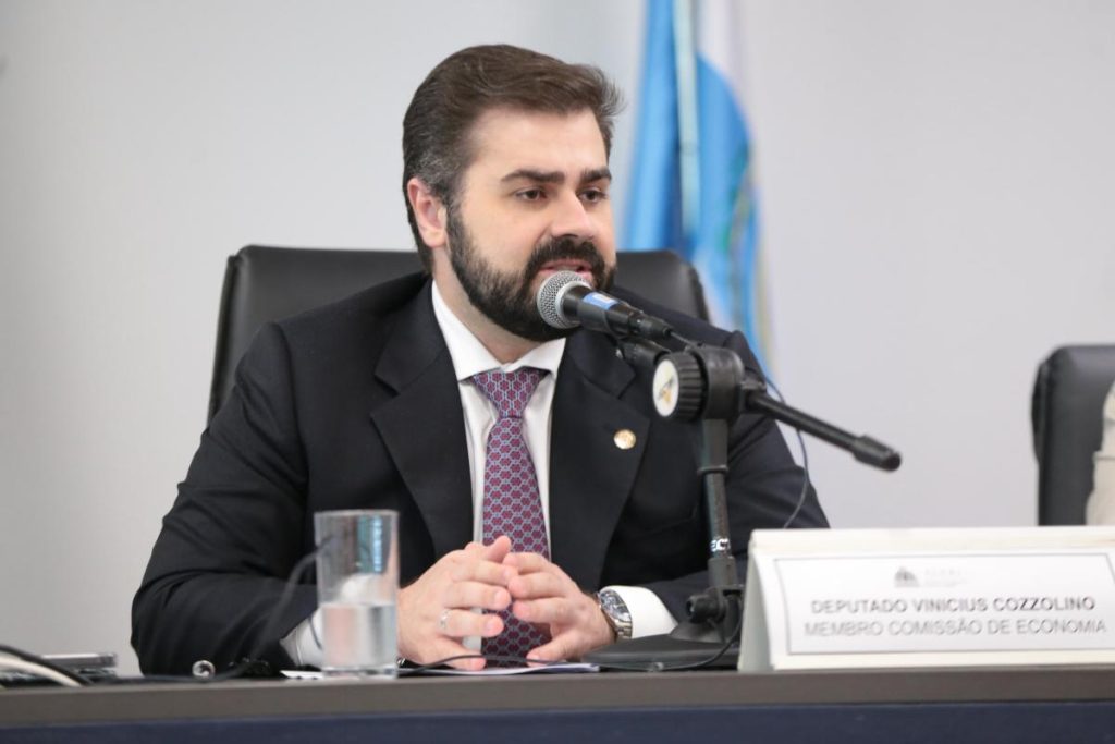 Alerj começa a analisar projeto para combater a adultização infantil