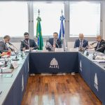 Alexandre Knoploch acusa deputada de antissemitismo em debate sobre compra