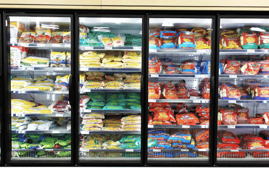 Alimentos ultraprocessados ou comida de verdade: qual faz você perder