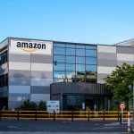 Amazon corta 110 empregos e redesenha estratégia de podcasts