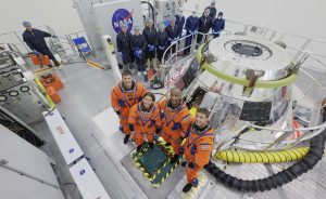 Artemis 2: astronautas entram pela primeira vez na cápsula que