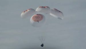 Astronautas da missão SpaceX Crew-10 pousam no mar após 145