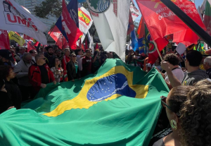 Atos em defesa da soberania reúnem movimentos sociais contra interferência