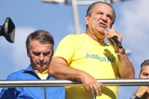 Áudios de Silas Malafaia expõem críticas a Eduardo Bolsonaro