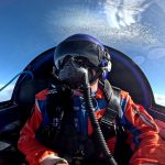 Avião elétrico bate recorde de altitude na Suíça; veja a
