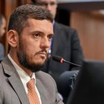 Bacellar se solidariza com Minc e Monteiro em disputa política