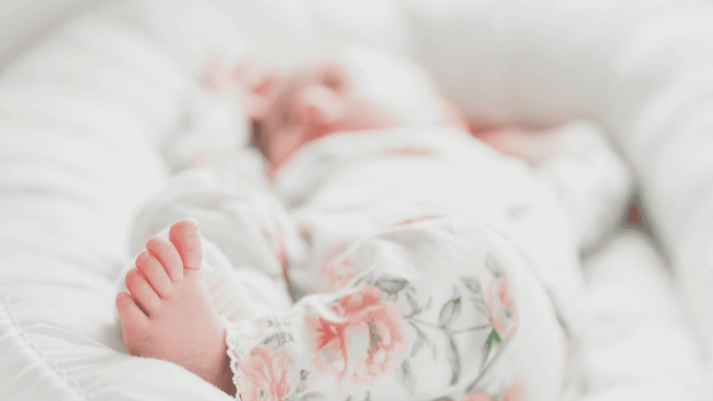 Bebê nasce de embrião congelado por mais de 30 anos
