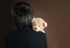 Bolsonaristas ameaçam barrar votação de projeto de combate à pedofilia