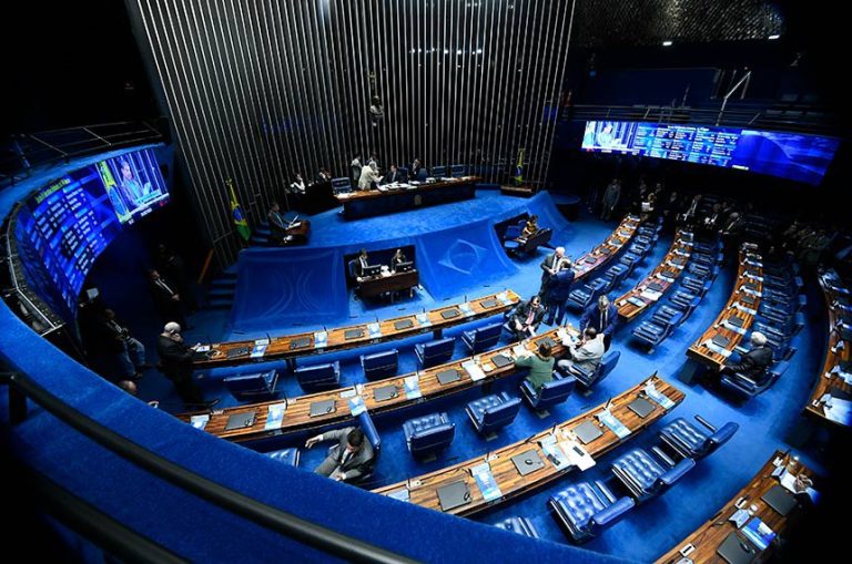 Bolsonaristas liberam plenário do Senado após dois dias de obstrução