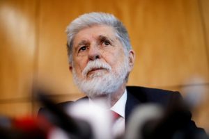 Brasil rejeita sanções econômicas e mantém comércio com Rússia, diz